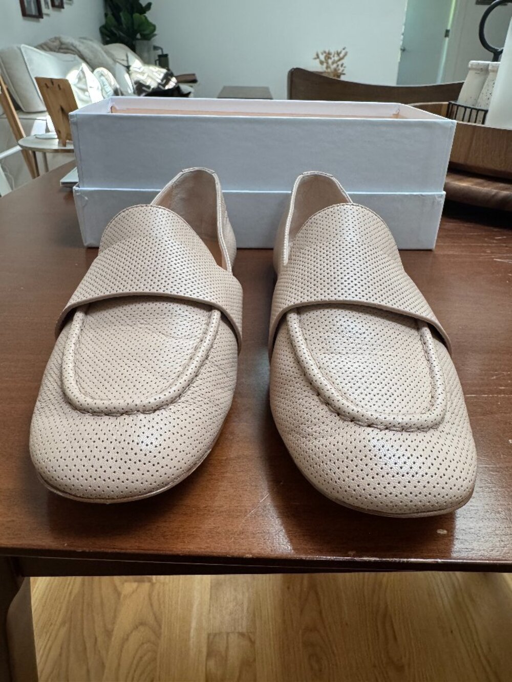 AGL Ghibli Leather Loafers – Size 39.5 – Made in Italy – Beige